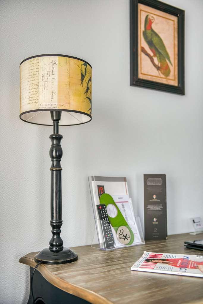 Hotel Le Berry Saint-Nazaire Стая снимка
