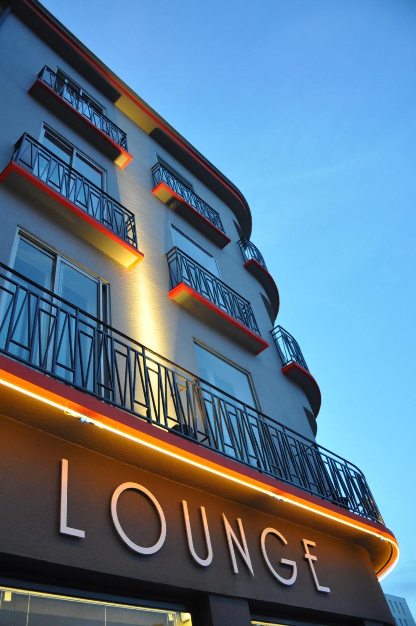 Hotel Le Berry Saint-Nazaire Екстериор снимка